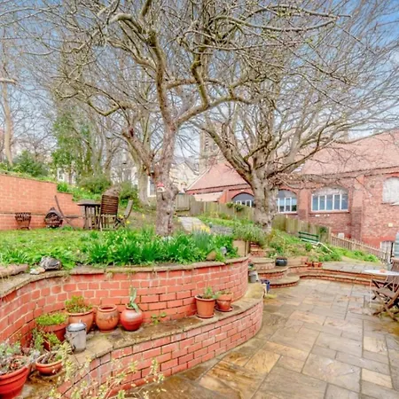 Secret Garden Hideaway Casa vacanze Whitby